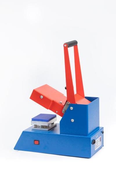 rs-etiketten & embleme Patchmaschine RS 100 - manuell